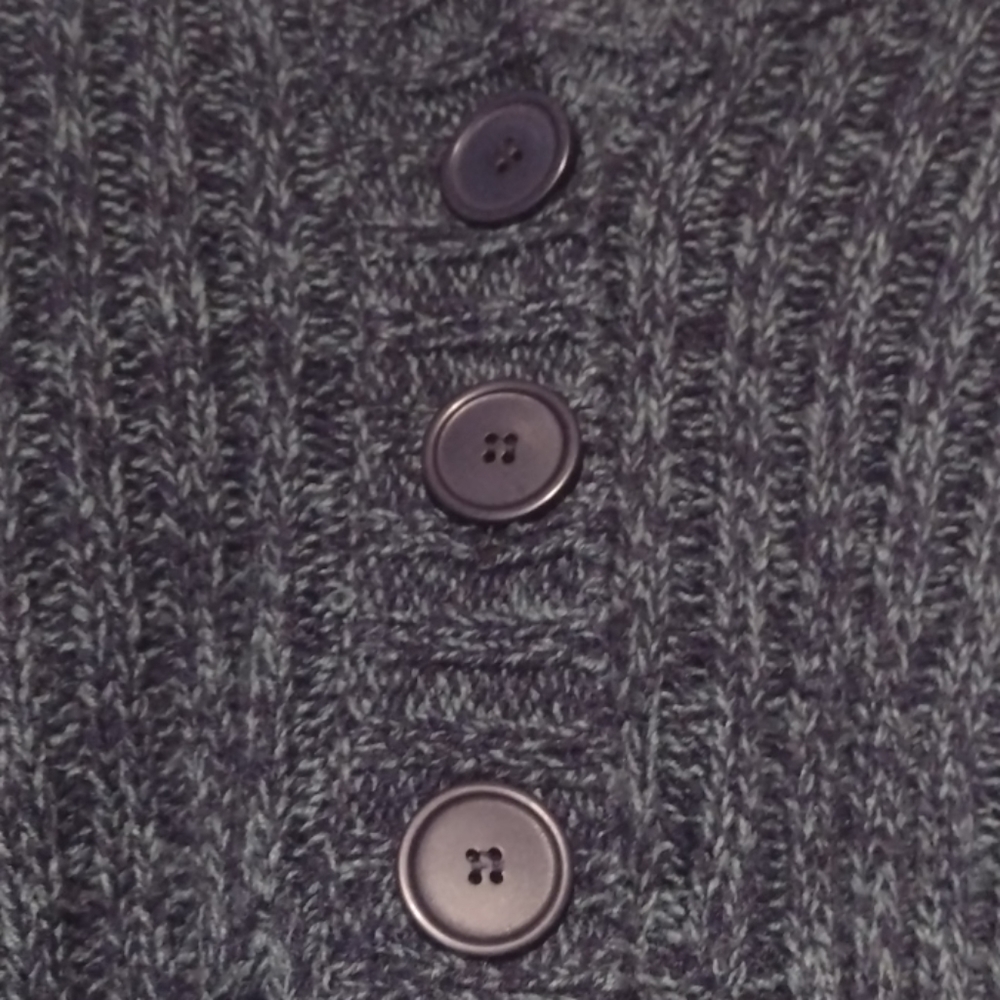 Sweater - Picture 2 of 7